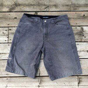 Vintage Arc'Teryx Shorts Size 31 Gray